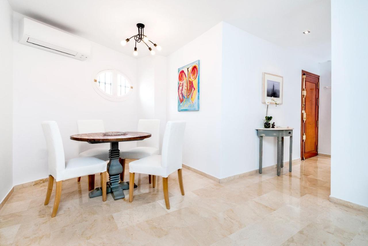 Genteel Home Maestranza Sevilla Bagian luar foto