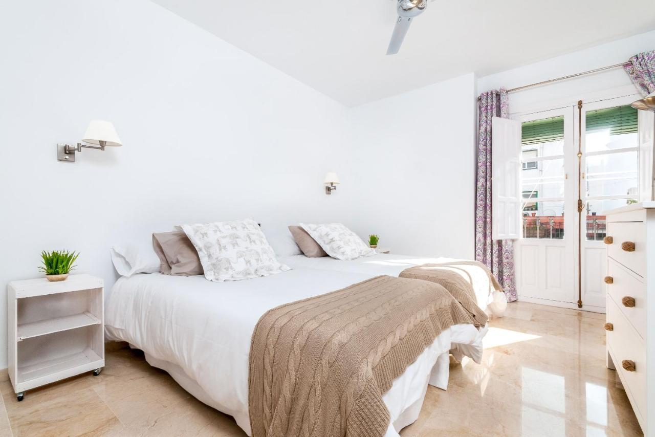 Genteel Home Maestranza Sevilla Bagian luar foto