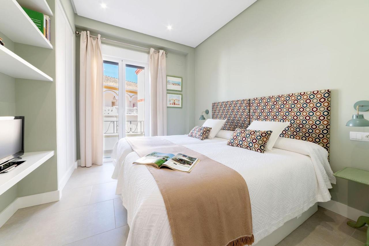 Genteel Home Maestranza Sevilla Bagian luar foto