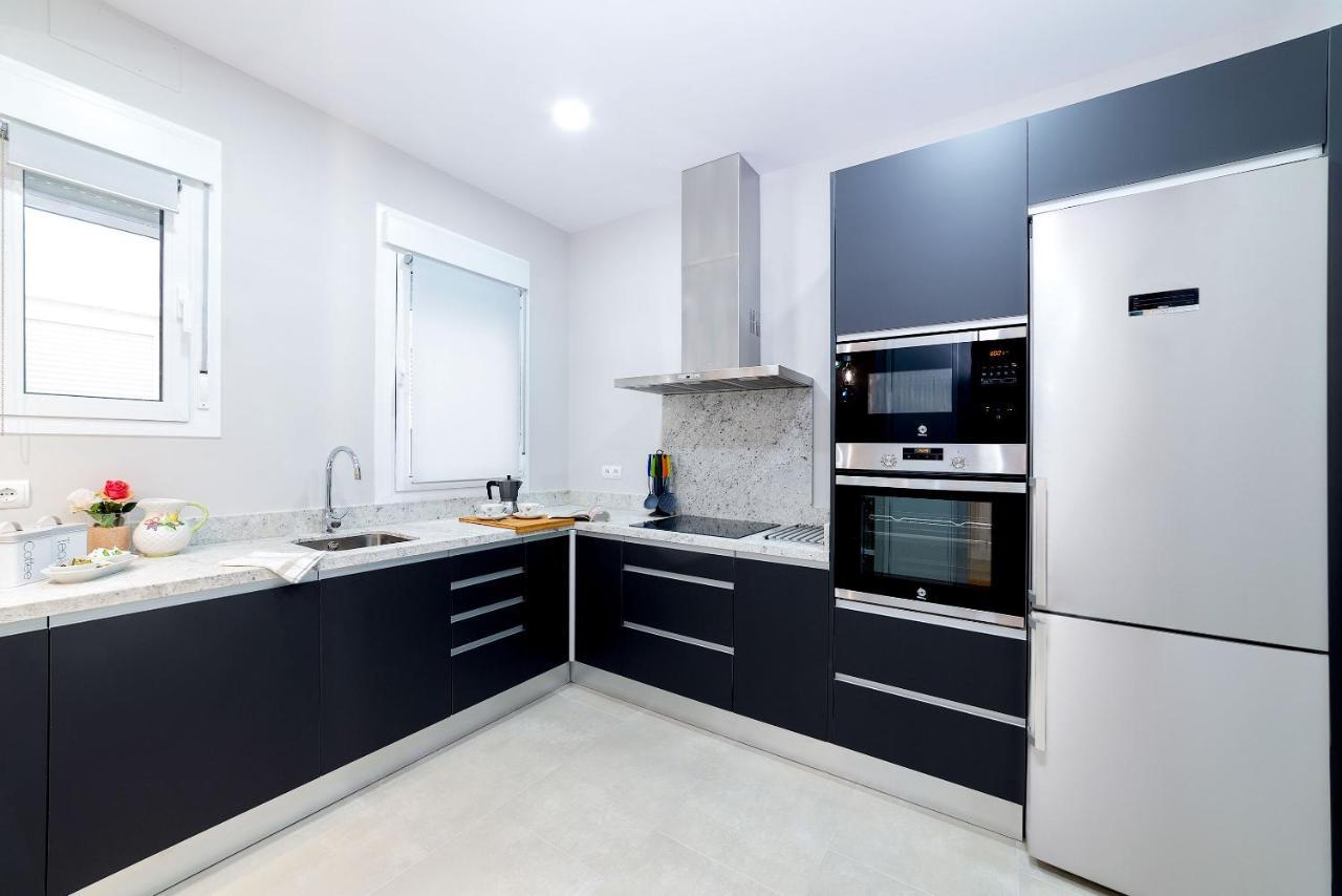 Genteel Home Maestranza Sevilla Bagian luar foto