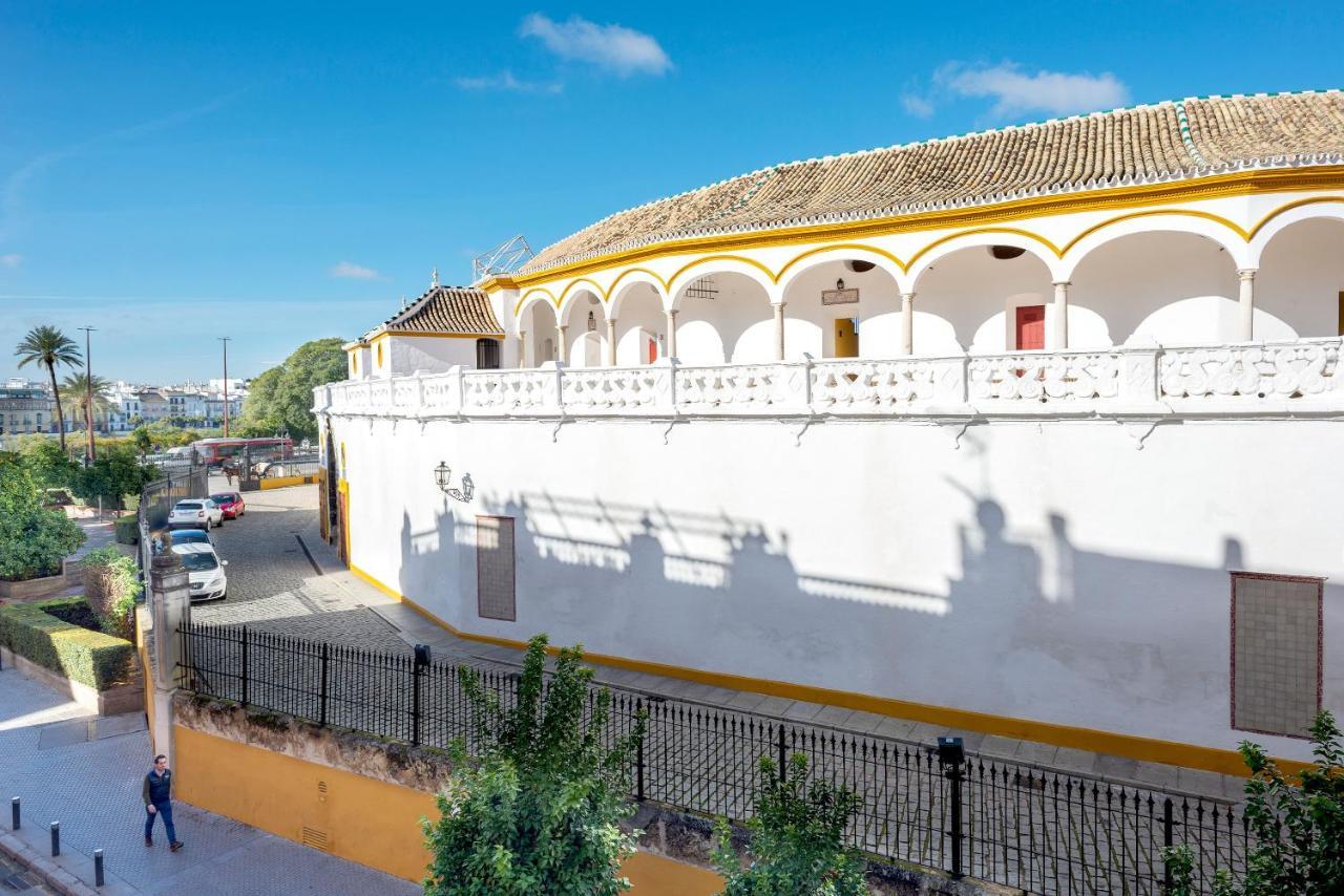 Genteel Home Maestranza Sevilla Bagian luar foto