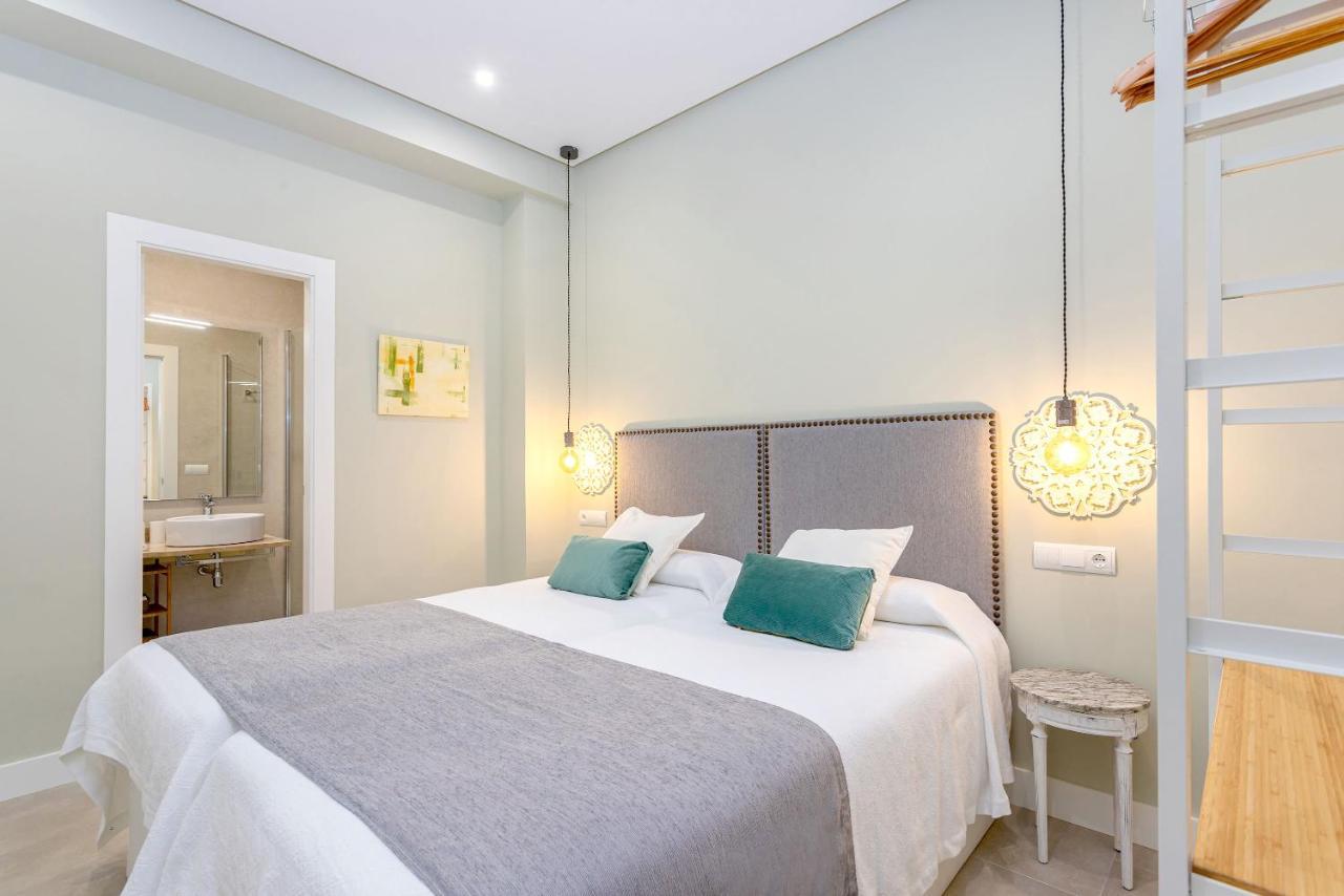 Genteel Home Maestranza Sevilla Bagian luar foto